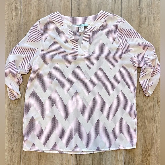 Sweet Salt Sheer Blouse Womens Small Shirt 3/4 Sleeve VNeck White Purple Chevron - Picture 4 of 7